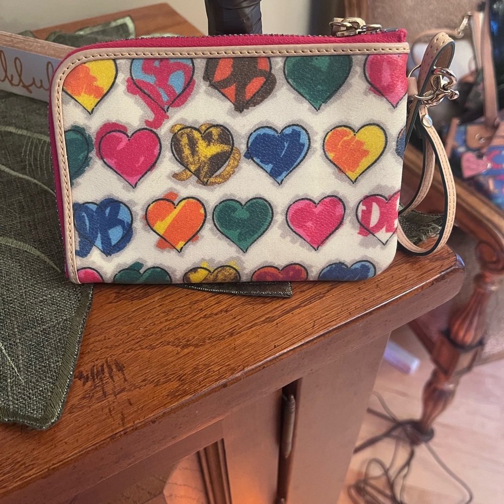 Y2k Dooney And Bourke Rainbow Scribble Hearts Wallet Clutch View 2